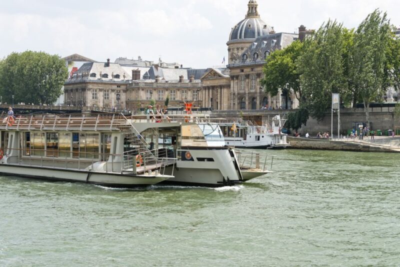 Paris: Seine River Cruise and 3-course Bistro Lunch - The Culinary Experience at Le Bistro Parisien