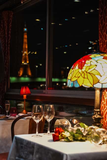 Paris: Seine River Cruise with 3-Course Dinner & Live Music - What Sets This Tour Apart from Others