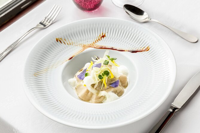 Paris Seine River Dinner Cruise by Maxim's with Champagne & Music - Who Will Truly Appreciate This Seine Dinner Cruise