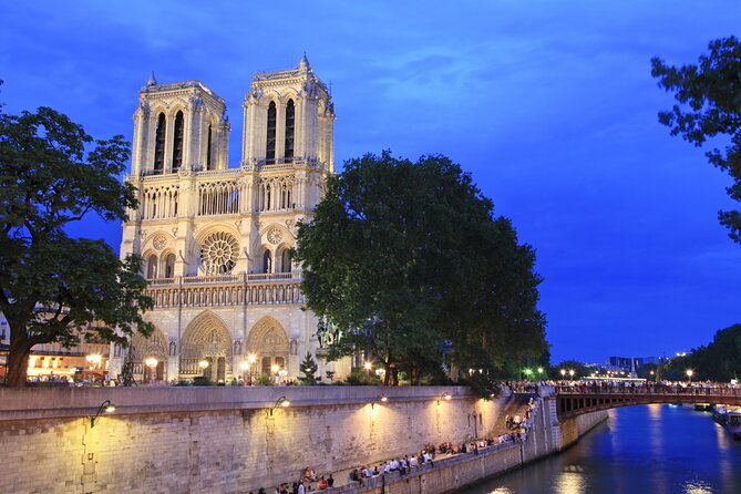 Paris Seine River Dinner Cruise with Champagne and Window Seating - Additional Details: Booking, Cancelation, and Restrictions