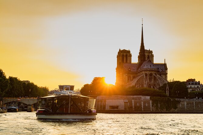 Paris Seine River Marriage Proposal Cruise by Bateaux Mouches - Meeting Point and Tour Logistics