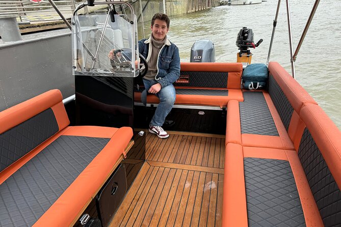 Paris Seine River Private or Shared Boat Tour - Departure from Port de Javel Haut Near Statue of Liberty in Paris