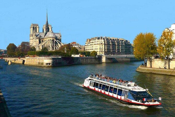 Paris Seine River Sightseeing Cruise Tour - Departure from the Eiffel Tower at Port de la Bourdonnais