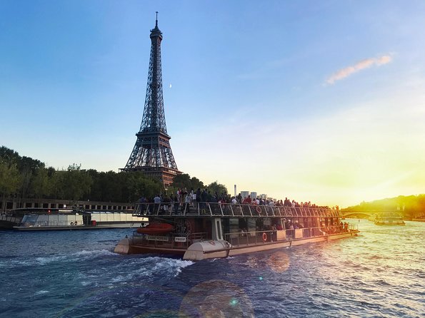 Paris Seine River Sightseeing Cruise with Commentary by Bateaux Parisiens - Audio Commentary and Additional Onboard Support