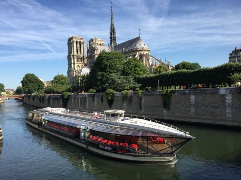 Paris: Sightseeing Cruise on the Seine with 3-Course Lunch - Suitability and Tips for Visitors