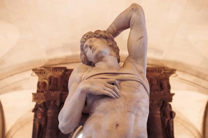 Paris: Skip-the-Line Louvre Highlights Tour with Mona Lisa - The Guide’s Engaging Storytelling Style