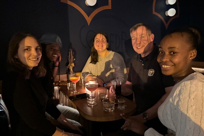 Paris Solo meetup:A cultural stroll,drinks and socializing - The Social Atmosphere and Group Dynamics