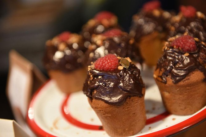 Paris South Montmartre Gourmet French Flavors Tasting Food Tour - Key Points