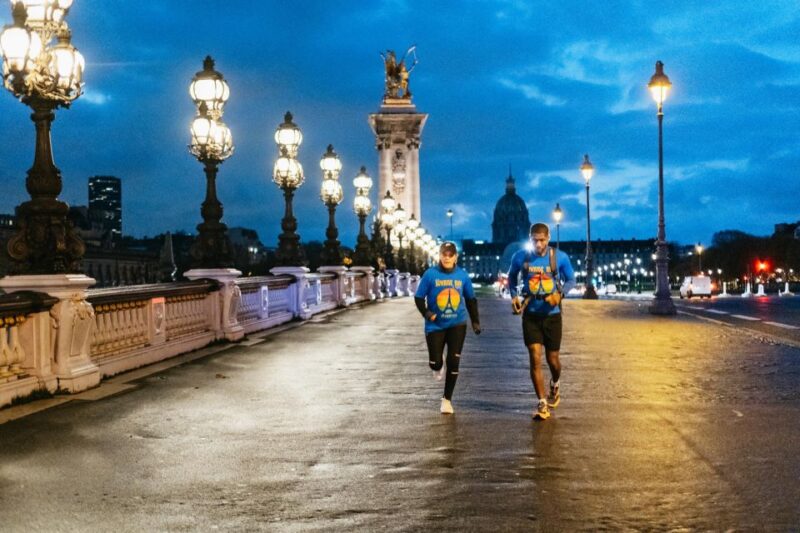 Paris: Sunrise Running and Sightseeing Group Tour - Discover Paris on a Sunrise Running Tour for Less Than $75