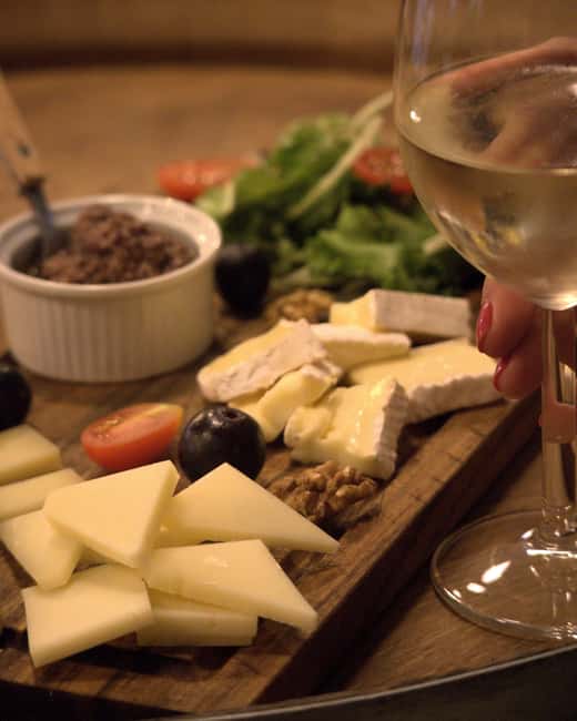 Paris: Tasting French wines - Key Points