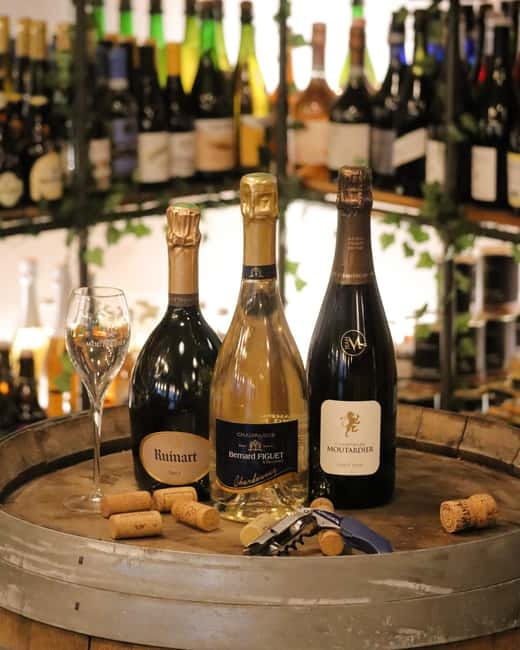 Paris: Tasting French wines - Who Would Enjoy This Wine Tasting?
