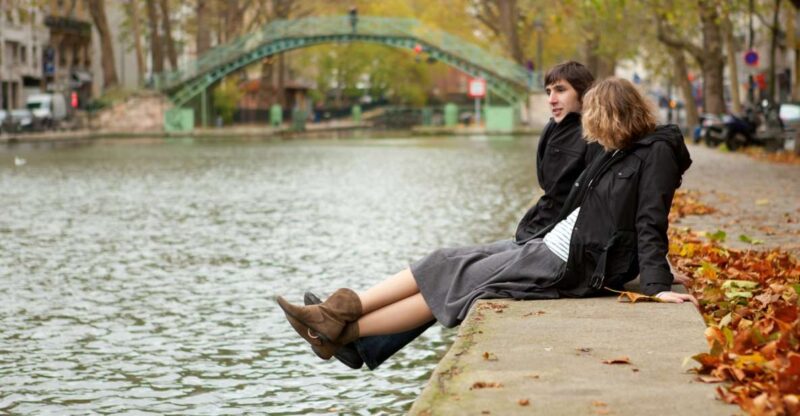 Paris: The best Undiscovered Quarters & Secret Gems Tour - Coffee Break at a Classic Parisian Café