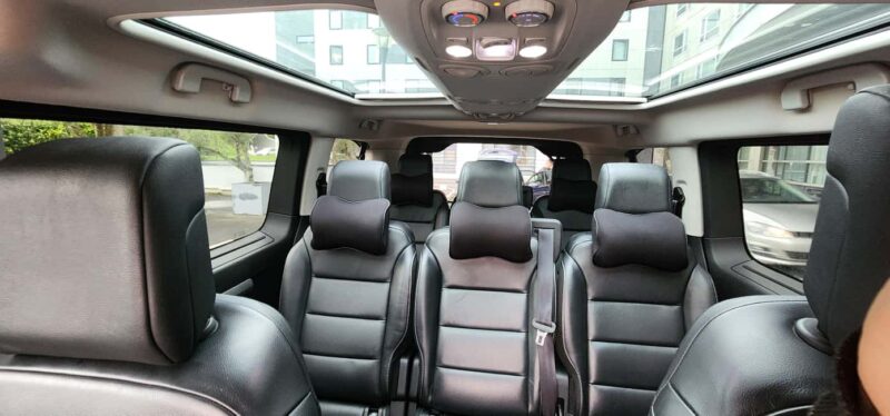 Paris to Mont Saint-Michel Day Trip in luxury van Live Guide - Discover Mont Saint-Michel in Comfort with a Luxury Van Day Trip