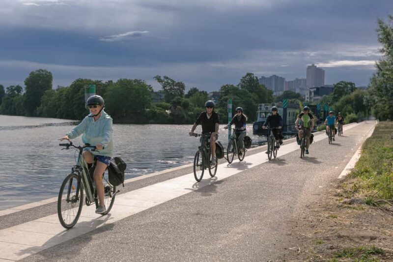 Paris to Versailles by electric bike - Nature and discovery ride - Who this tour is best suited for