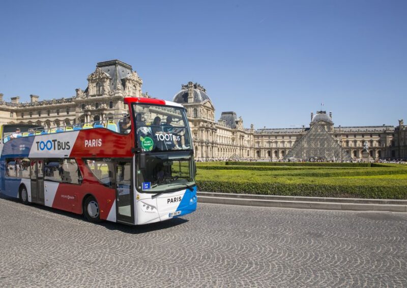 Paris: Tootbus Kids Bus Tour Experience - The Guide and Commentary in French