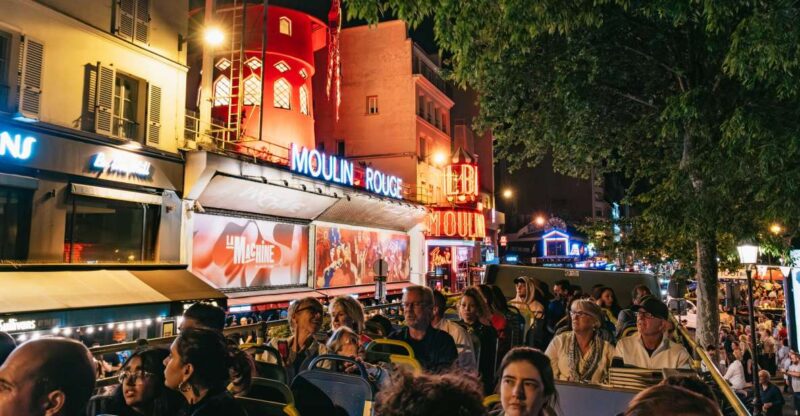 Paris: Tootbus Panoramic by Night Bus Tour with Audioguide - Experience of the Audio Commentary and Route Details