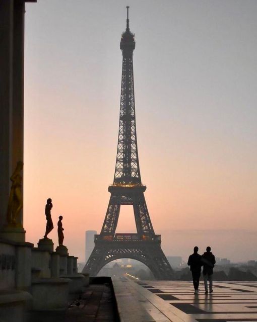 Paris Top Sights Half Day Walking Tour with a Fun Guide - The Pacing and Physical Demands of the Tour