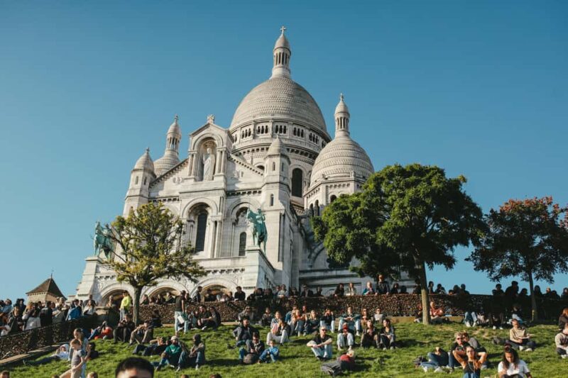 Paris: Ultimate Private City Tour in a Vintage Land Rover - Key Points