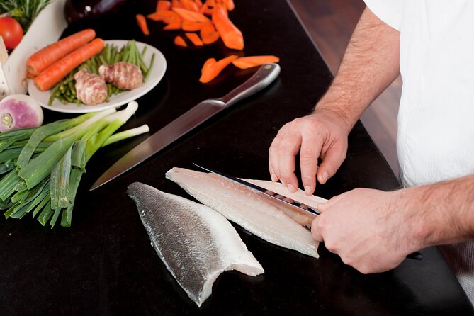 Paris Valentine's Day Dinner Cruise by Bateaux-Mouches - Gourmet French Cuisine: Multi-Course Meal and Champagne