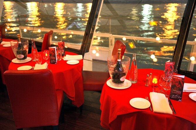 Paris Valentine's Day Dinner Cruise by Bateaux-Mouches - The Atmosphere and Formal Dress Code