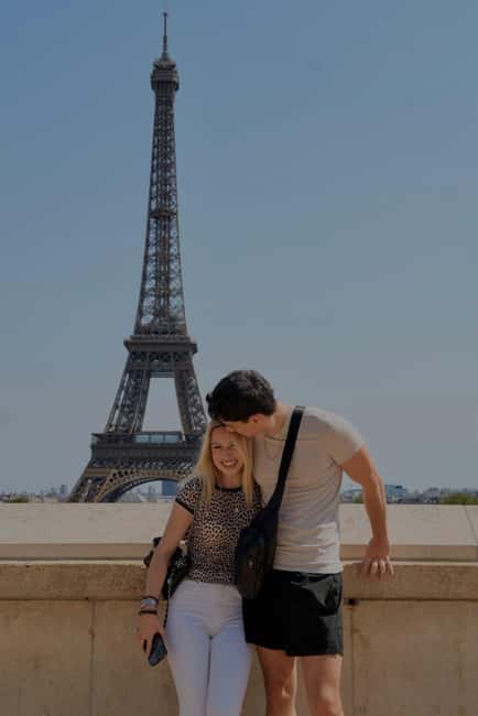 Paris: Vintage Couple Photoshoot at Hidden Paris Spots - The Photographic Style and Quality of the Photos