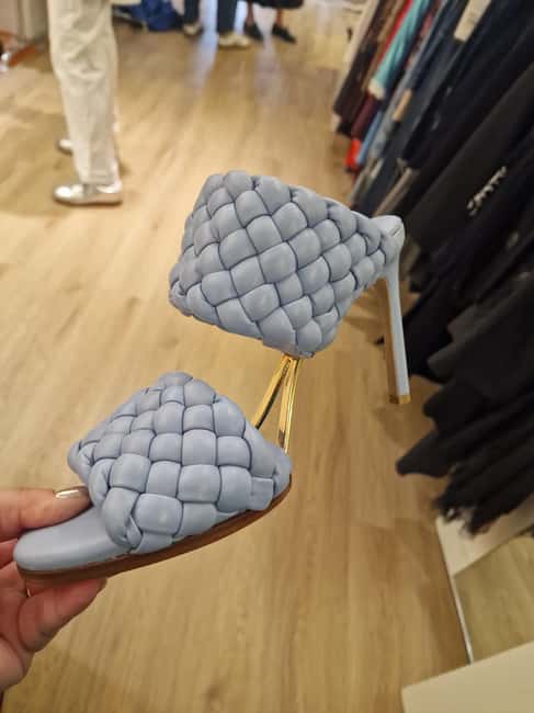 Paris: Vintage & Luxury Second-Hand Shopping Tour - Exploring Le Marais for Vintage and Hidden Shops