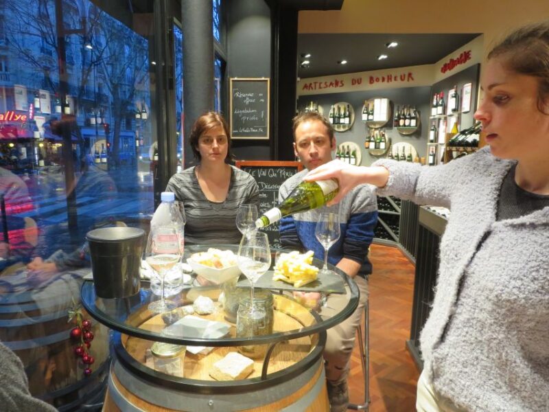Paris: Wine and Cheese Tasting - Practical Details: Meeting Point and Group Size