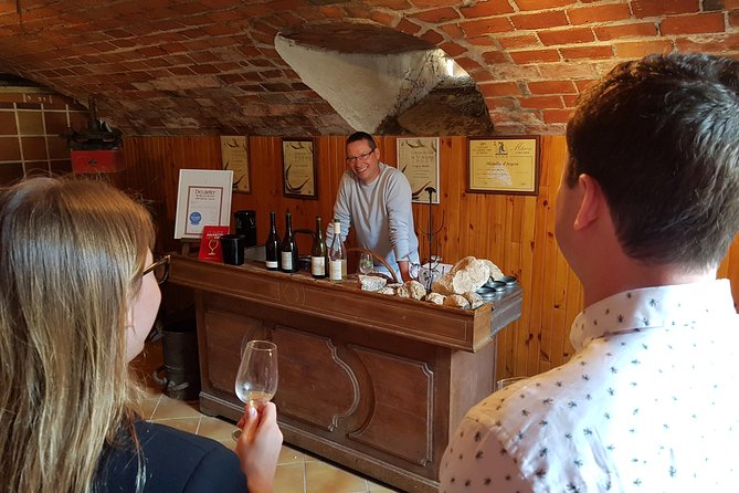 Paris Wine Day Tours exclusive wine tour in the Sancerre area - Cultural and Culinary Highlights: A Traditional French Lunch
