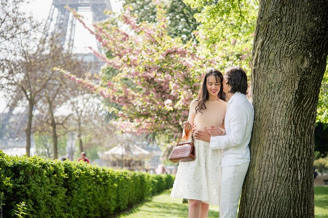 Parisian Life Style Private Photo Shoot at Eiffel Tower - What to Expect During the Photoshoot