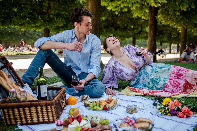 Parisian Romantic Picnic - Weather Policy and Experience Adjustments