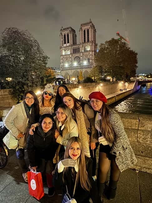 Paris:Private Full-Day Tour with Local Guide English/Español - Visiting Notre-Dame and the Île de la Cité
