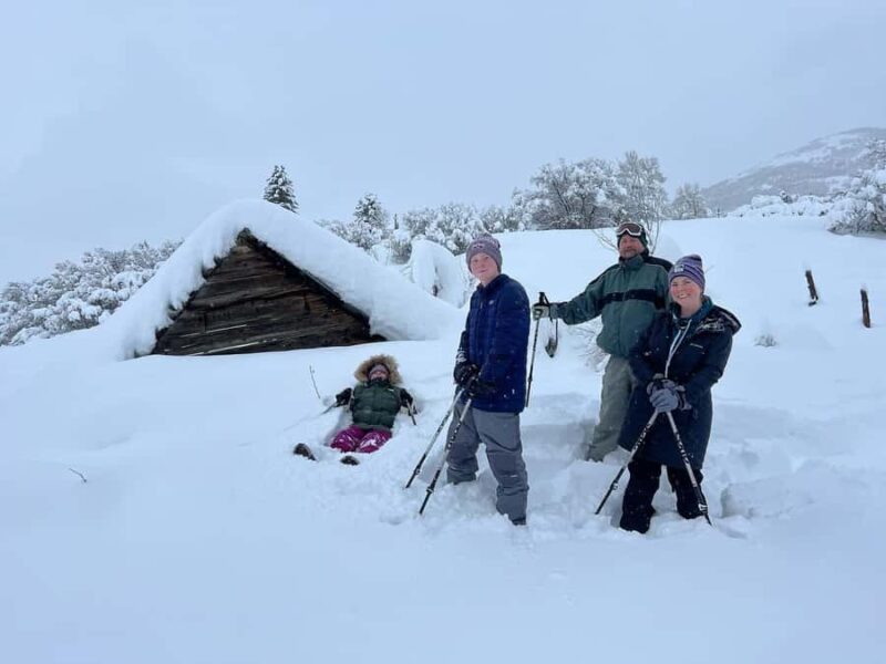 Park City: Private Group Snowshoeing Tour on Public Trails - What to Wear and Bring for Comfort and Safety