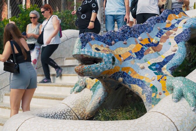 Park Guell Guided Tour with Skip the Line Ticket - Post-Tour Free Exploration Time