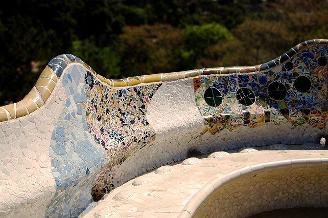 Park Guell: Skip the Line Guided Tour - The Practicalities of Meeting and Exploring
