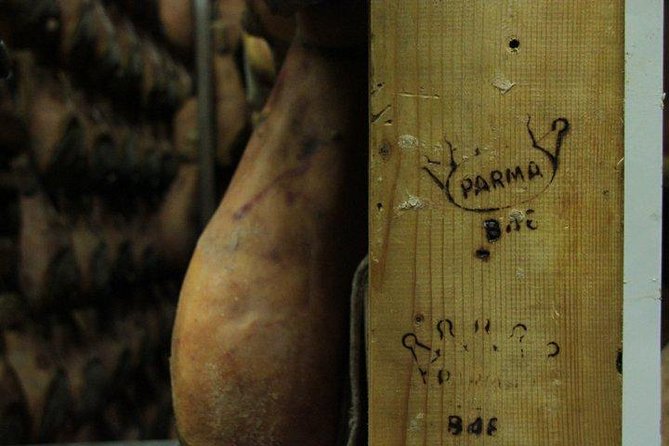 Parma Food Valley Gourmet Private Tour Easy - Tasting Experiences and Beverages