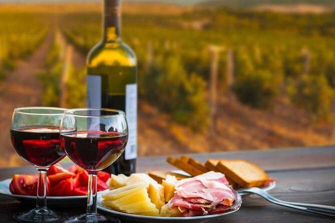 Parma: Parmigiano dairy, Parma Ham, & Wineyard Tour with Tastings - Vineyard Visits and Wine Tasting in the Parma Hills