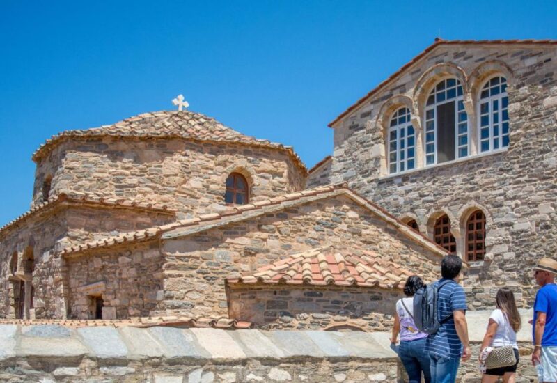 Paros & Antiparos Islands French tour including lunch - Explore Paros & Antiparos in a Guided Day Tour for French Speakers