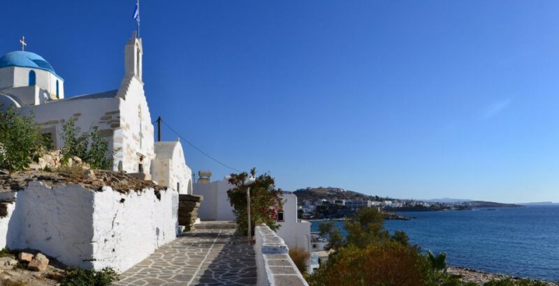 Paros & Antiparos Islands French tour including lunch - Exploring Naoussa, the Former Pirate Haven