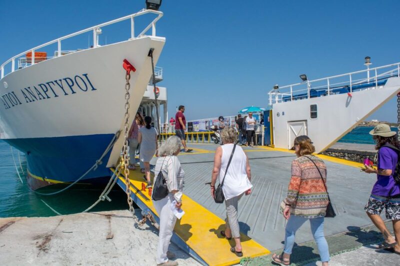 Paros & Antiparos Islands French tour including lunch - Visiting Alyki Village and the Scorpios Museum