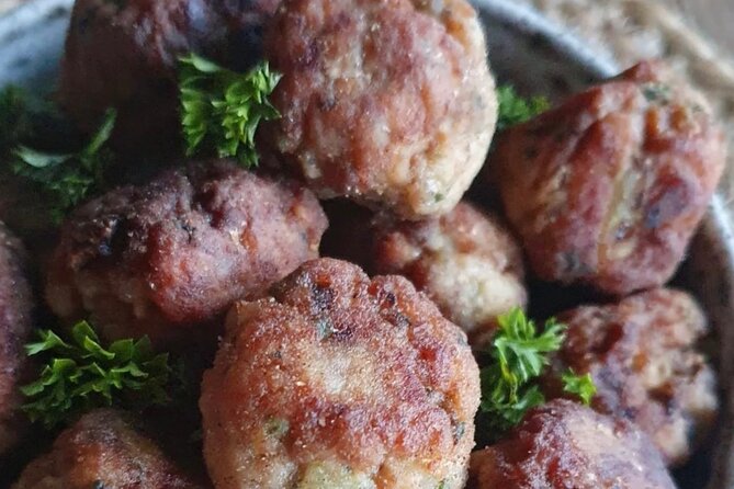 Paros Greek Night - The Atmosphere and Setting of Paros Greek Night