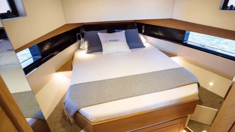 Paros: Private Boat Tour to Antiparos & Blue Lagoon Swimming - Additional Stops: South Paros Beaches and Pirate’s Cave