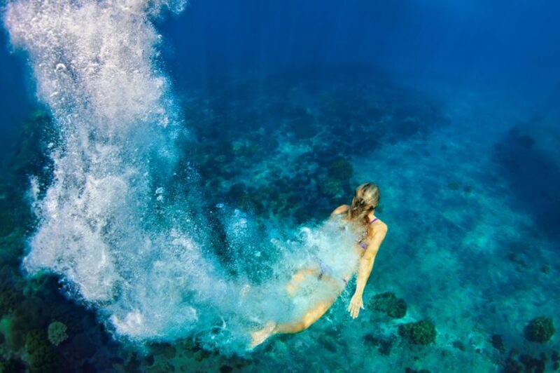 Paros: Private Catamaran Cruise with Lunch, Drinks & SUP - Experience a Private 6-Hour Catamaran Cruise with Lunch and Water Activities in Paros