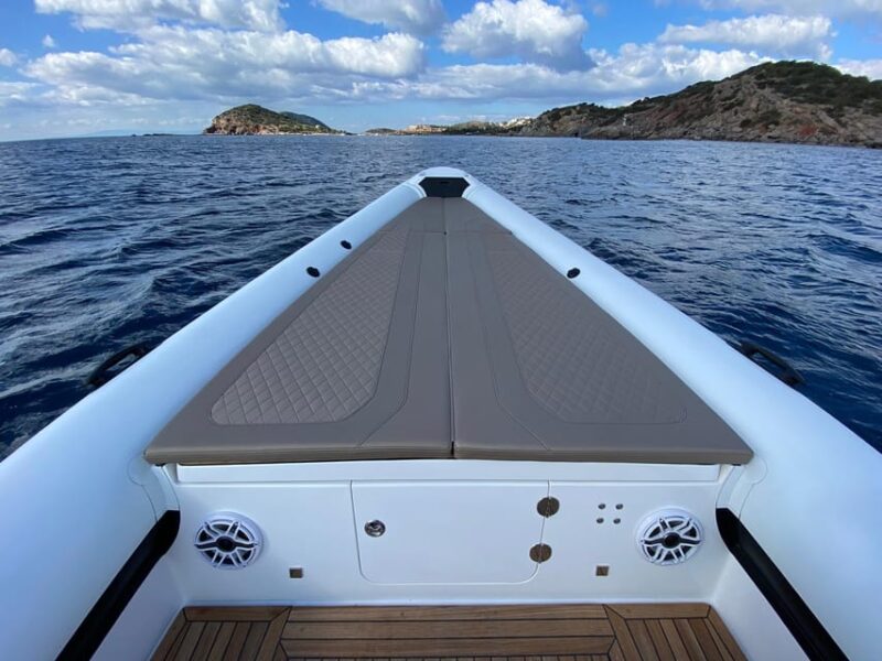 Paros: Private Luxury Cruise to the Blue Lagoon - Antiparos - Flexible Stops and Personalised Experiences