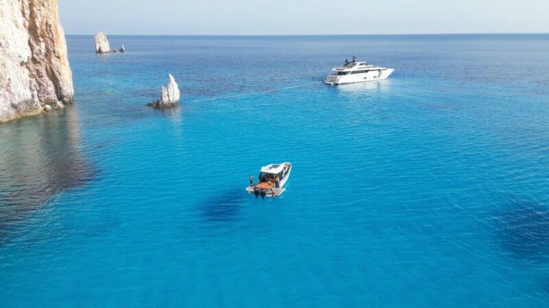 Paros: Private Paros and Antiparos Luxury Speedboat Tour - Suitability and Preparations