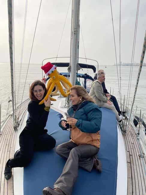 Parque das Nações: Yoga and meditation at sunrise aboard a sailboat! - The Unique Setting of the Tagus River at Sunrise