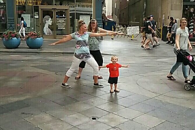 Participate in a Fun Scavenger Hunt in Hartford by 3Quest Challenge - Setting a Time Limit: How It Adds Challenge and Flexibility