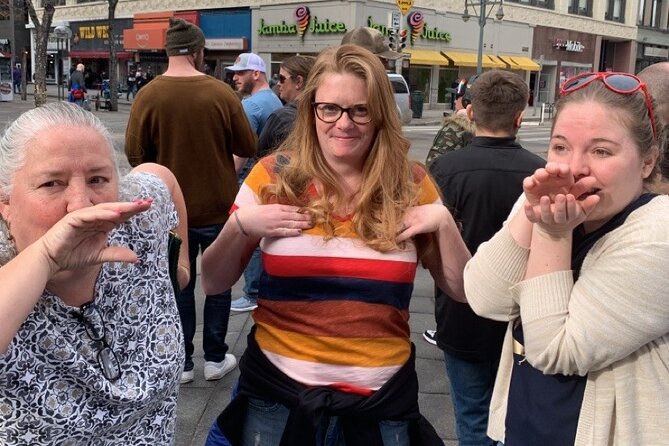 Participate in a Fun Scavenger Hunt in Providence by Crazy Dash - The Role of the Remote Host During the Game