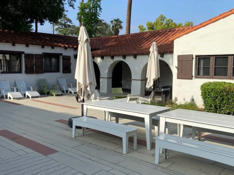 Pasadena: Caltech Guided Campus Tour - Caltech Guided Tour: A Unique Window into Science and Student Culture