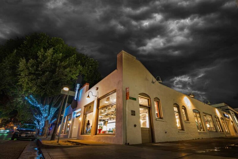 Pasadena Ghost Tour: Purgatory Phantoms - Walking Through Haunted Locations in Pasadena