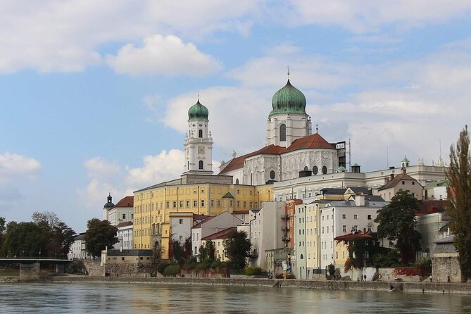 Passaus Panorama: A Private Walking Tour of Heritage and Views - Starting at St. Stephan’s Cathedral for Architectural Marvels